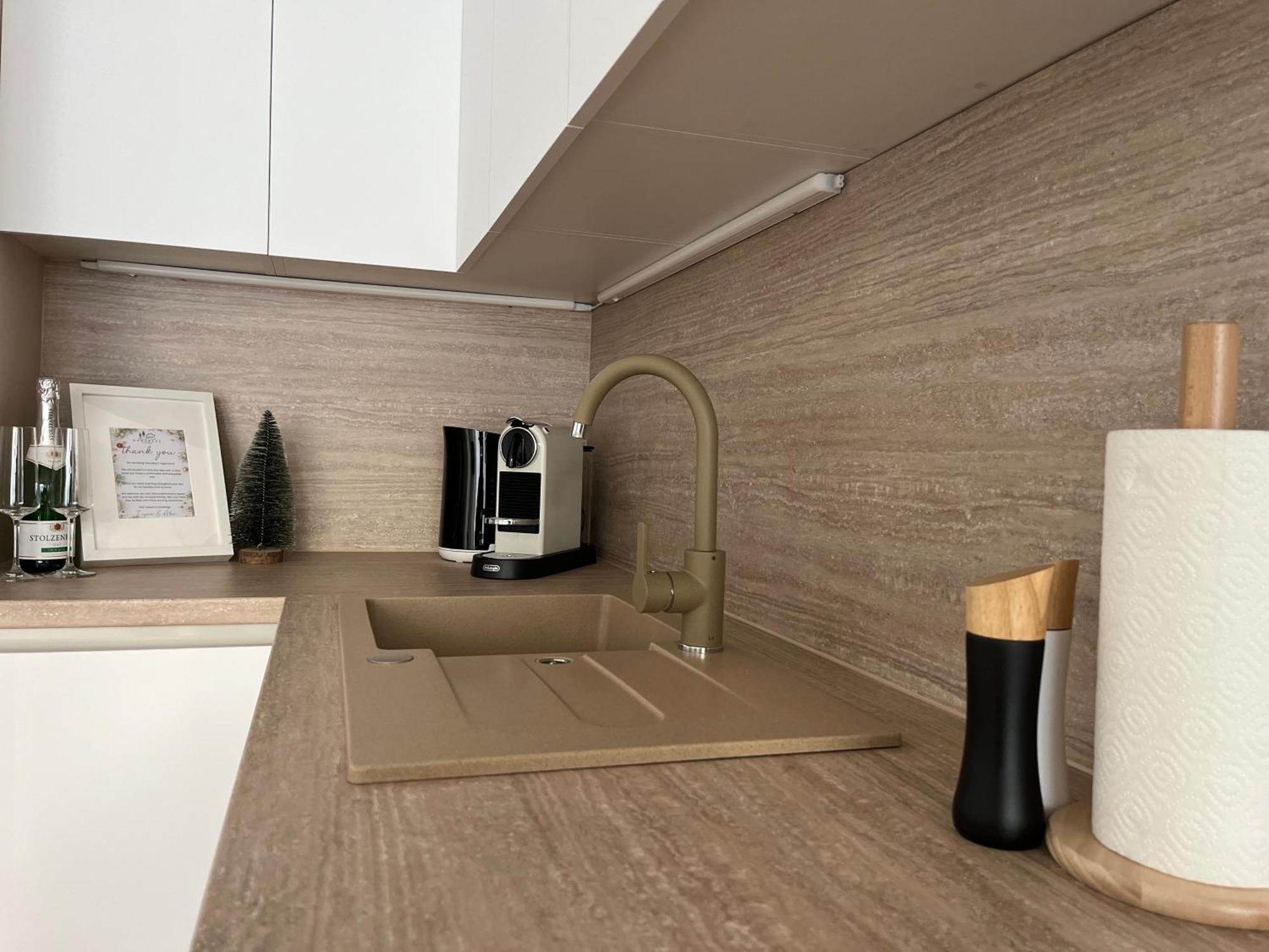Danube22 Apartment 2 Виена Екстериор снимка